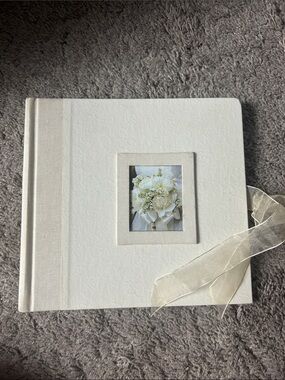 Elegant Cream Wedding Photo Album with Ribbon Accent